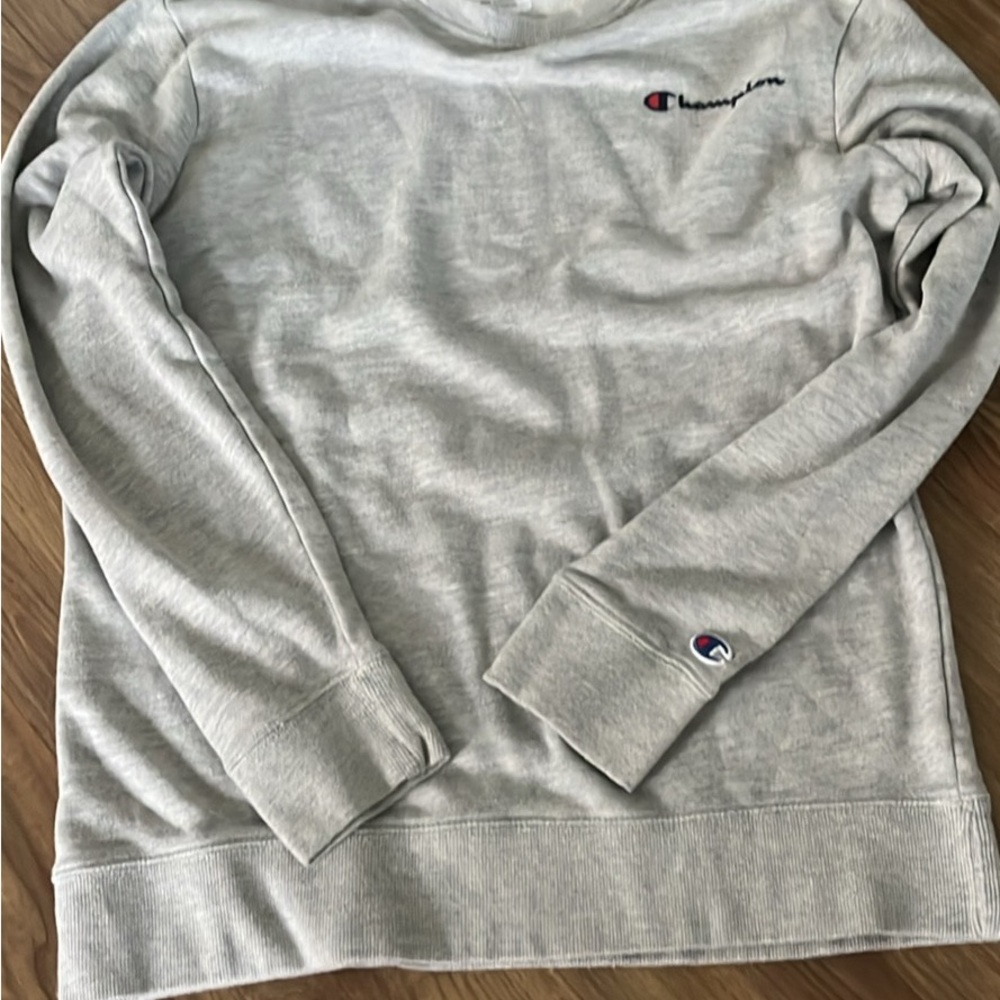 Champion Men's Light Gray Crewneck Sweater